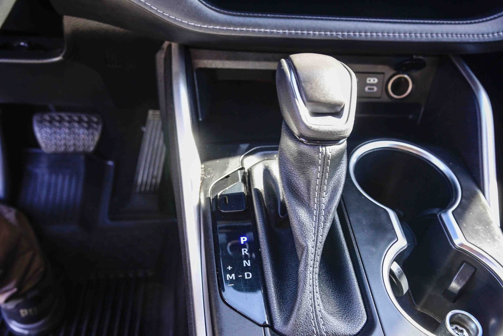 Certified 2023 Toyota Highlander LE image 28