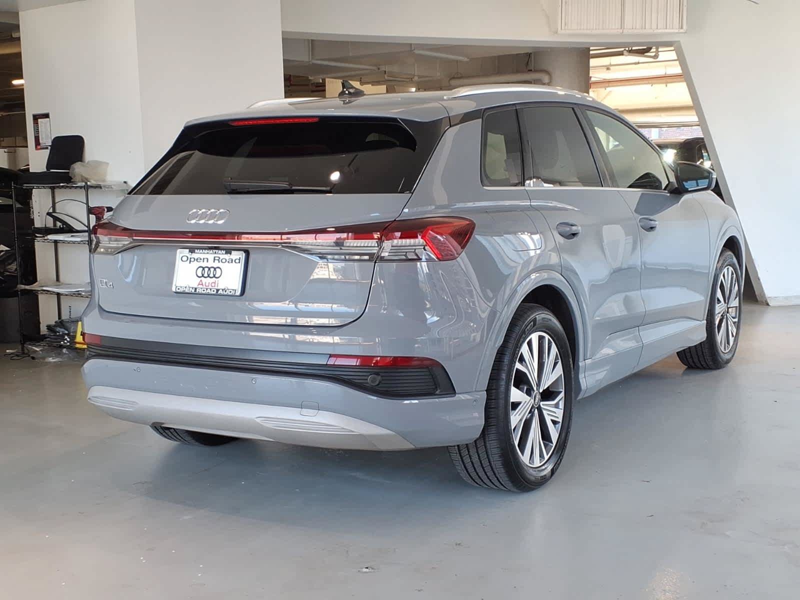 Used 2023 Audi Q4 e-tron Premium Plus w/ Premium Plus RWD image 4