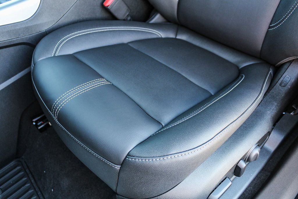 New 2023 Chevrolet Blazer LT w/ Sound & Technology Package image 31