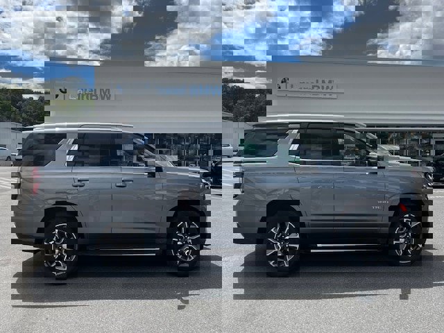 Used 2021 Chevrolet Tahoe LT w/ LT Signature Package image 8