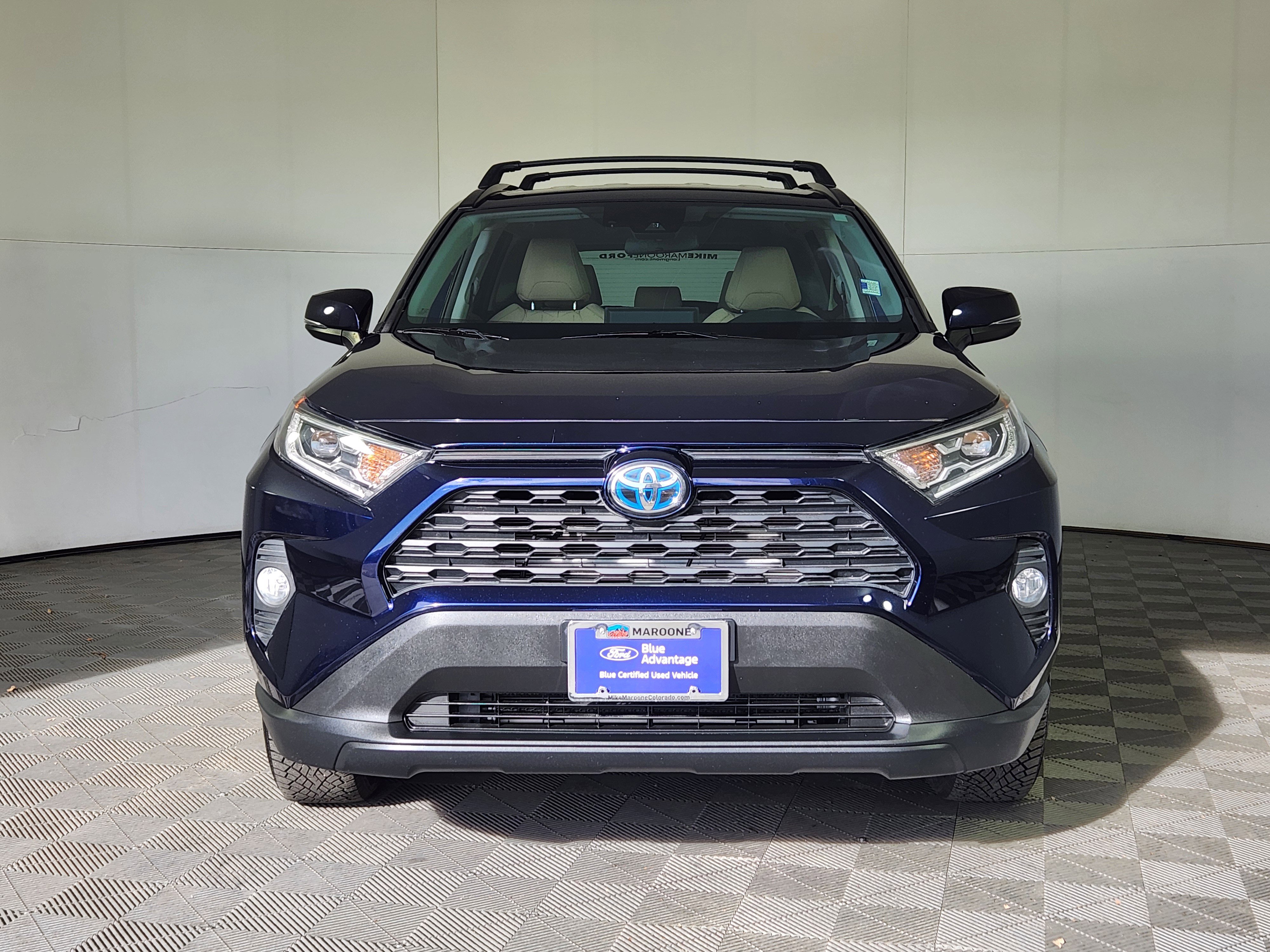Used 2020 Toyota RAV4 XLE image 2