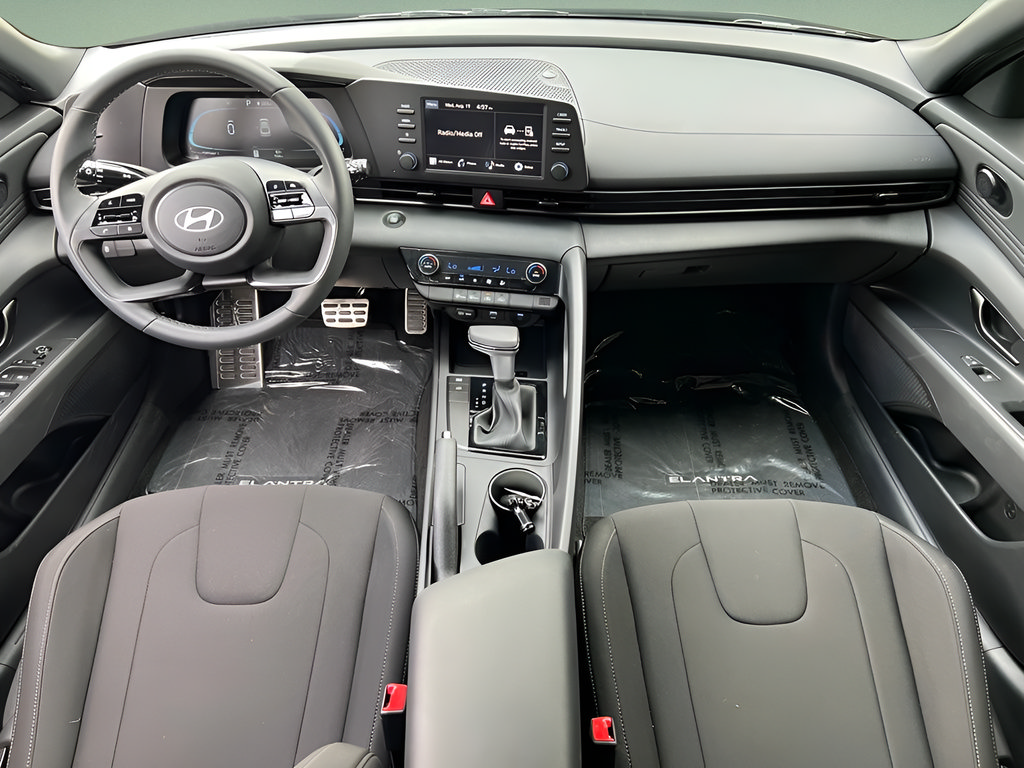 Certified 2026 Hyundai Elantra Sport FWD image 17