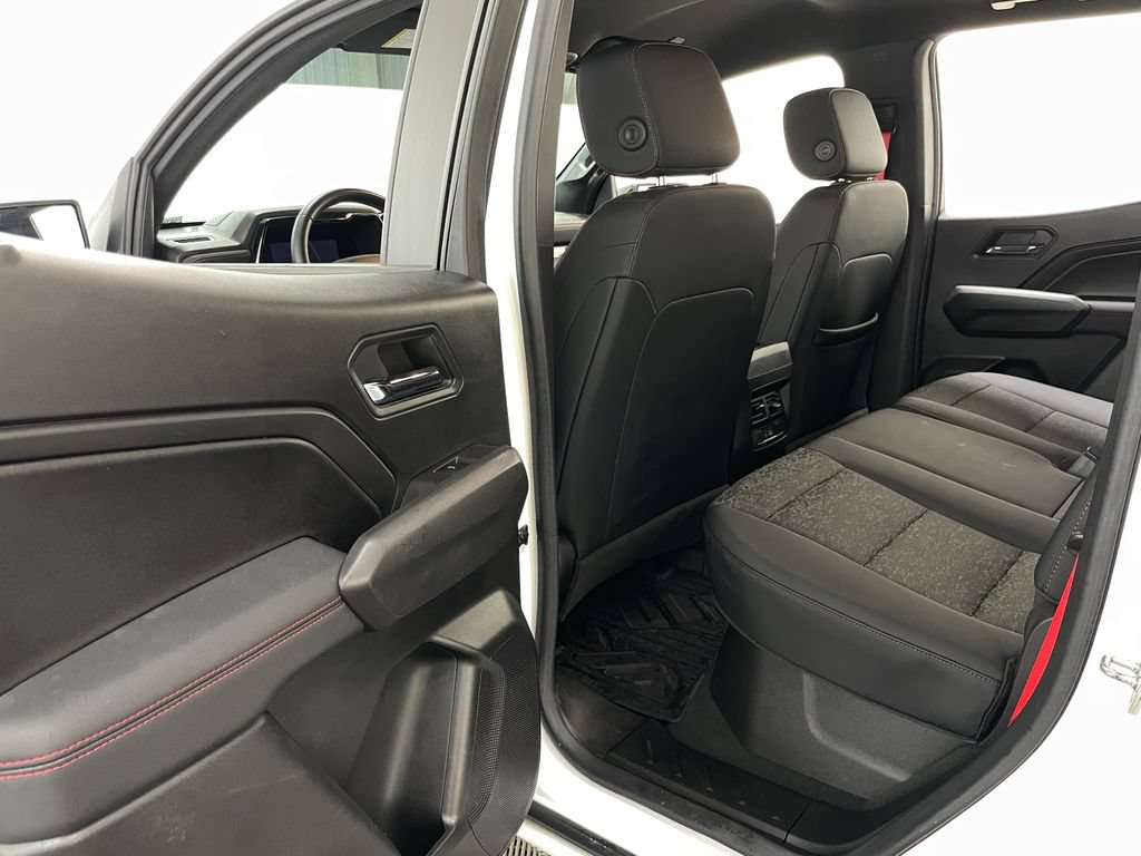 Certified 2023 Chevrolet Colorado Z71 w/ Z71 Convenience Package 2 AWD/4WD image 42