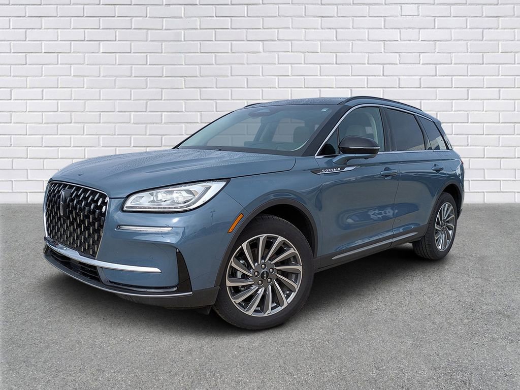 Used 2025 Lincoln Corsair Reserve w/ Equipment Group 202A image 1