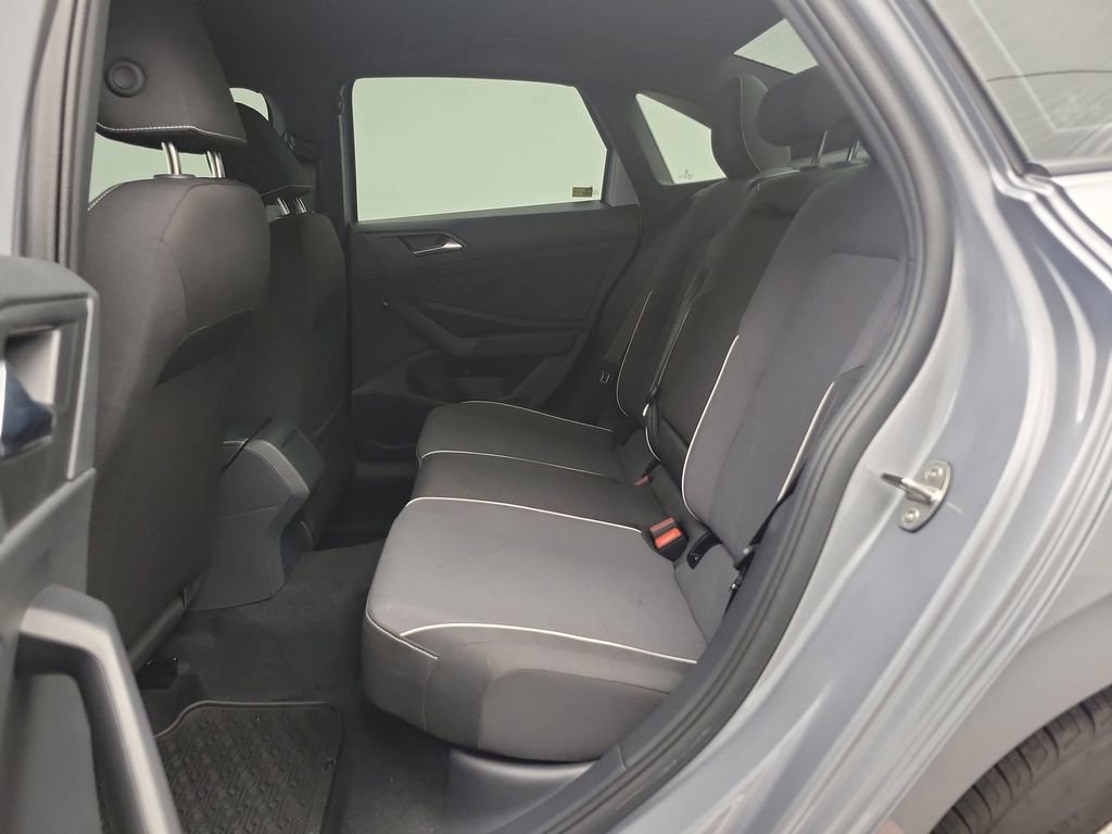 Used 2025 Volkswagen Jetta Sport image 10