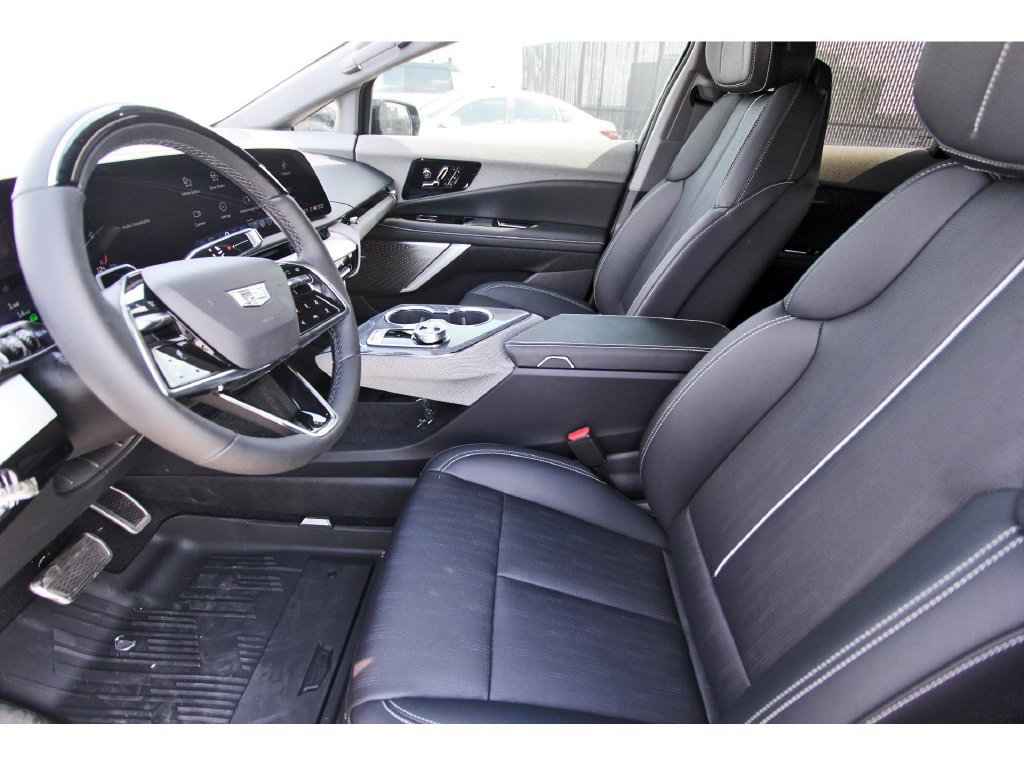 New 2027 Cadillac Optiq Premium Luxury AWD/4WD image 6