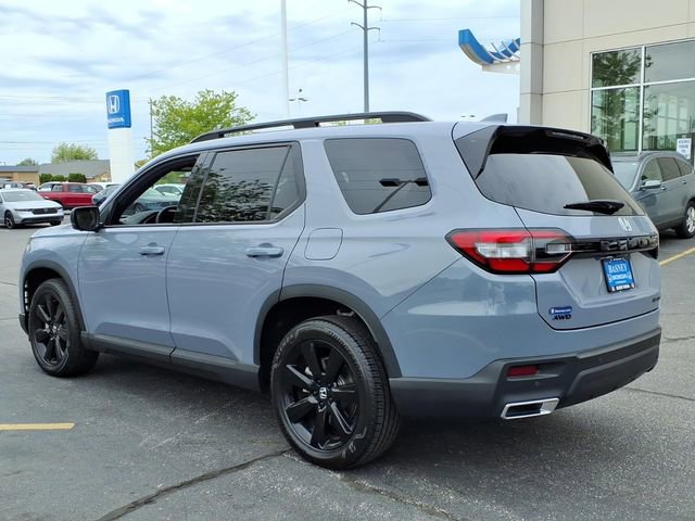 Certified 2025 Honda Pilot Black Edition image 9