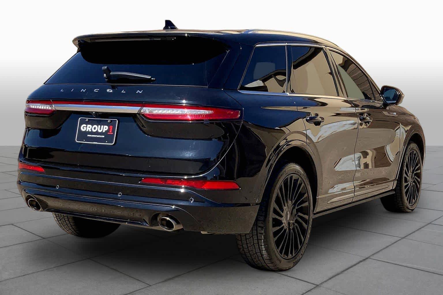 Used 2021 Lincoln Corsair Reserve w/ Equipment Group 201A FWD image 13