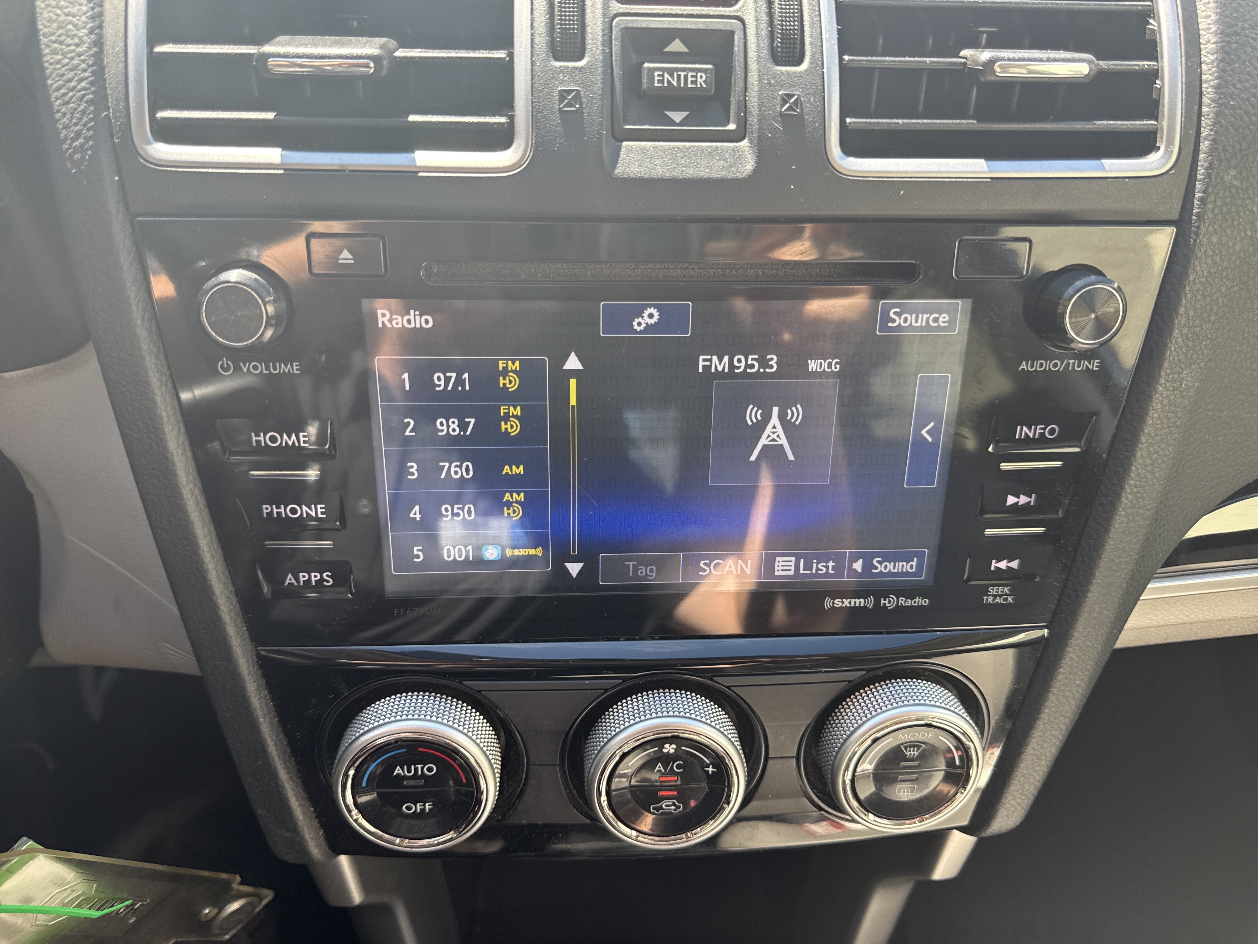 Used 2018 Subaru Forester 2.5i Limited AWD/4WD image 23