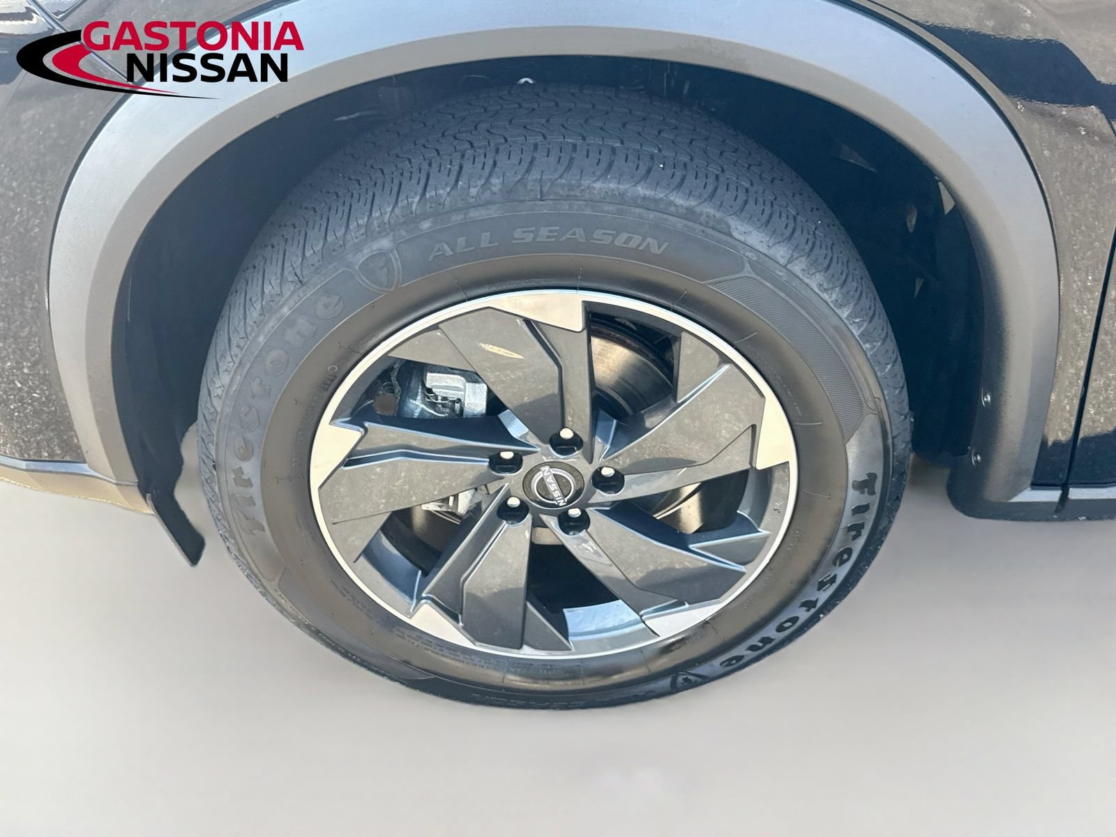 Used 2025 Nissan Rogue SV AWD/4WD image 39