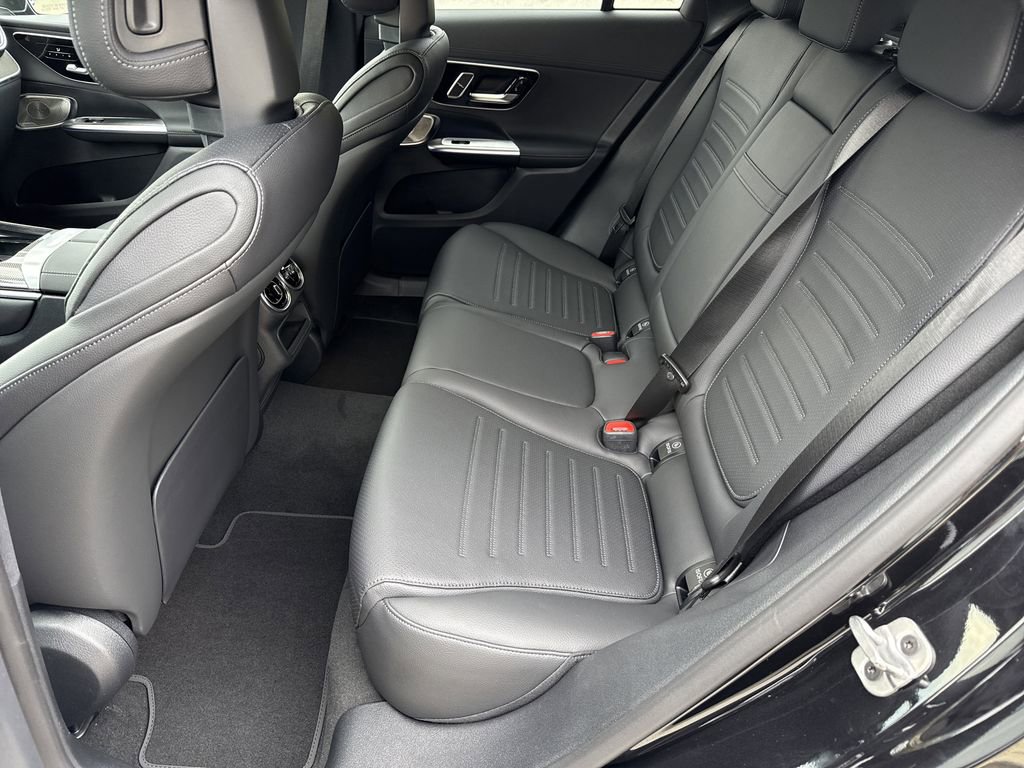 New 2026 Mercedes-Benz GLC 300 4MATIC image 7