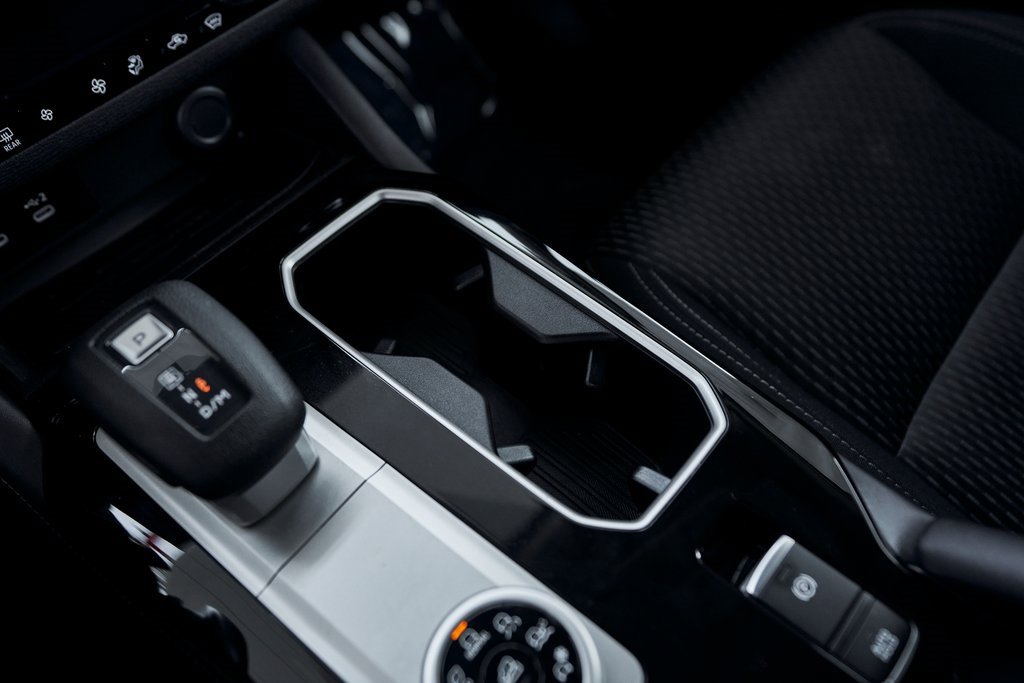 Used 2025 Mitsubishi Outlander ES image 54