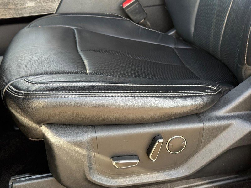 Used 2018 Ford F150 Lariat image 26