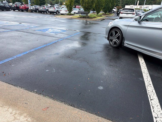 Used 2017 Honda Accord Touring image 11