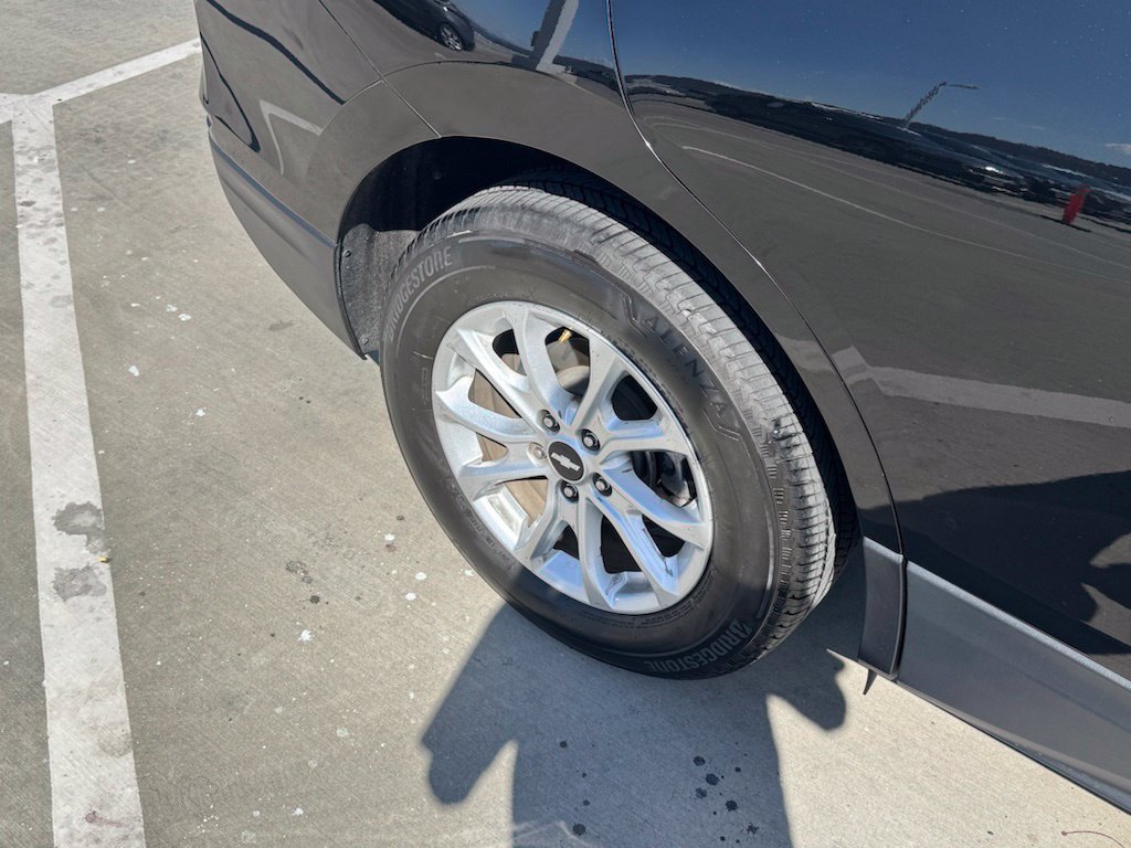 Used 2019 Chevrolet Equinox LS w/ LPO, Blackout Package FWD image 31