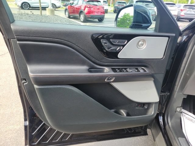 Certified 2023 Lincoln Aviator Reserve w/ Equipment Group 201A AWD/4WD image 23