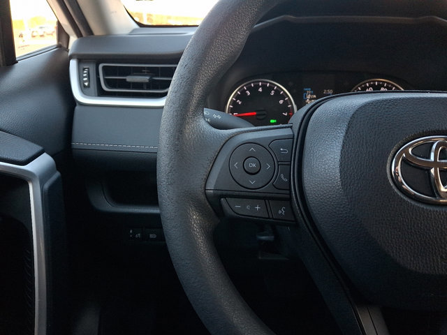 Used 2022 Toyota RAV4 XLE image 20