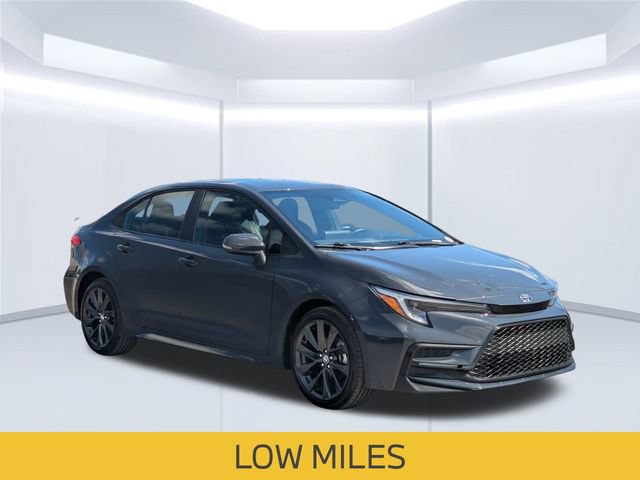 Used 2025 Toyota Corolla SE FWD image 9