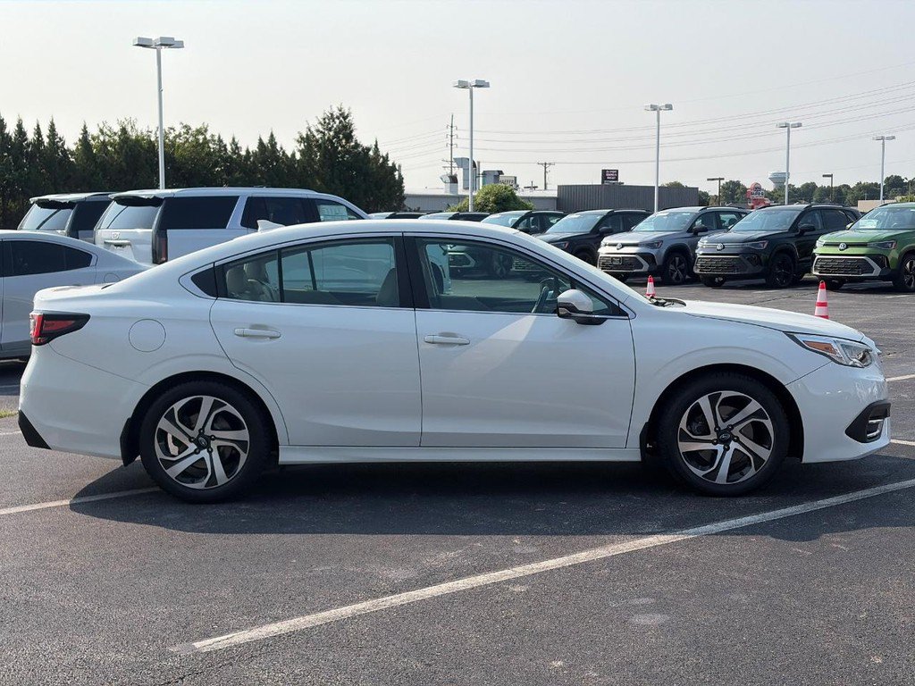Used 2022 Subaru Legacy Limited AWD/4WD image 4