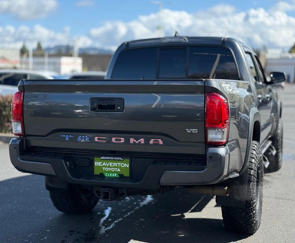 Used 2016 Toyota Tacoma TRD Off-Road image 5