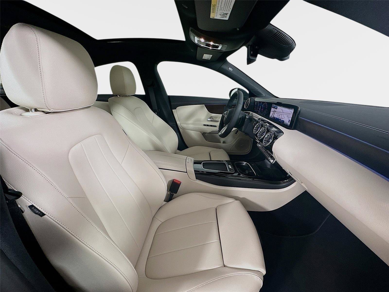 Certified 2025 Mercedes-Benz CLA 250 4MATIC image 35