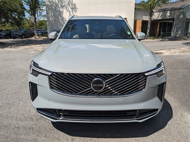 New 2025 Volvo XC90 B6 Plus w/ Protection Package Premier image 9
