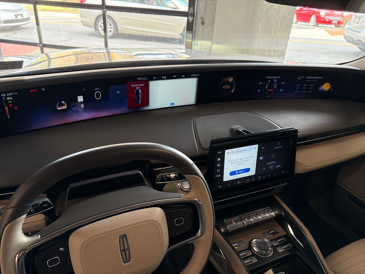 Used 2024 Lincoln Nautilus Reserve w/ Equipment Group 202A image 10