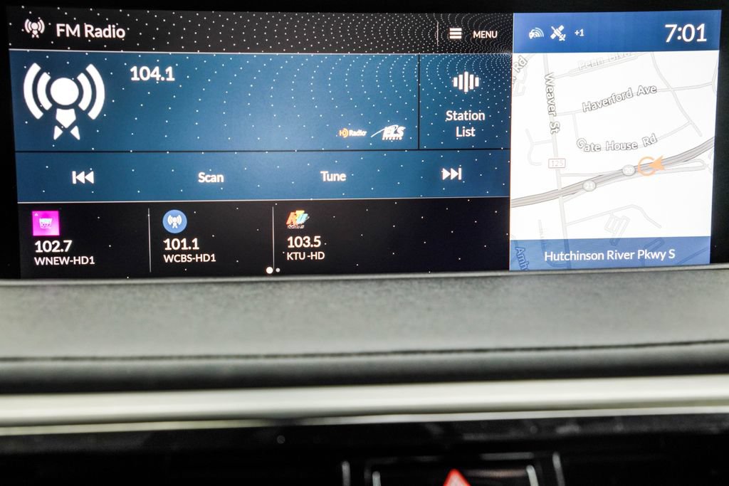 Used 2023 Acura MDX w/ Technology Package AWD/4WD image 33