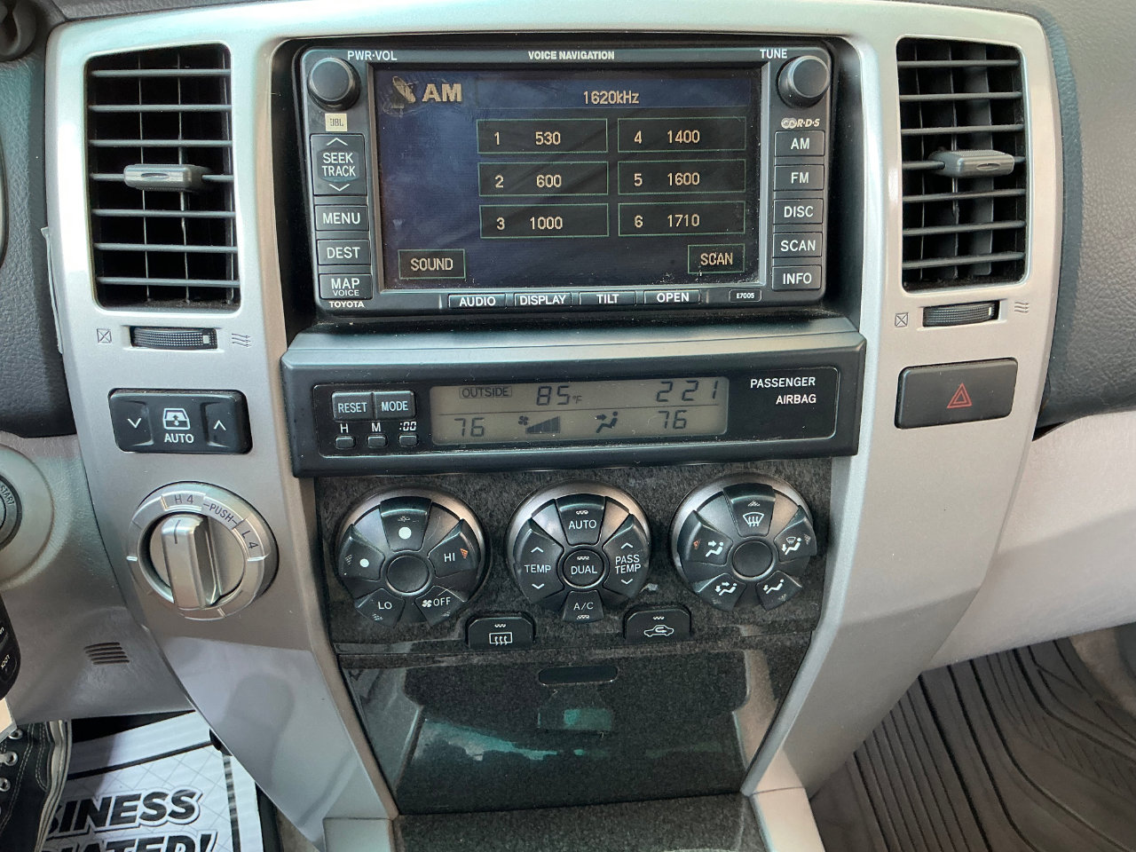 Used 2005 Toyota 4Runner Limited image 21