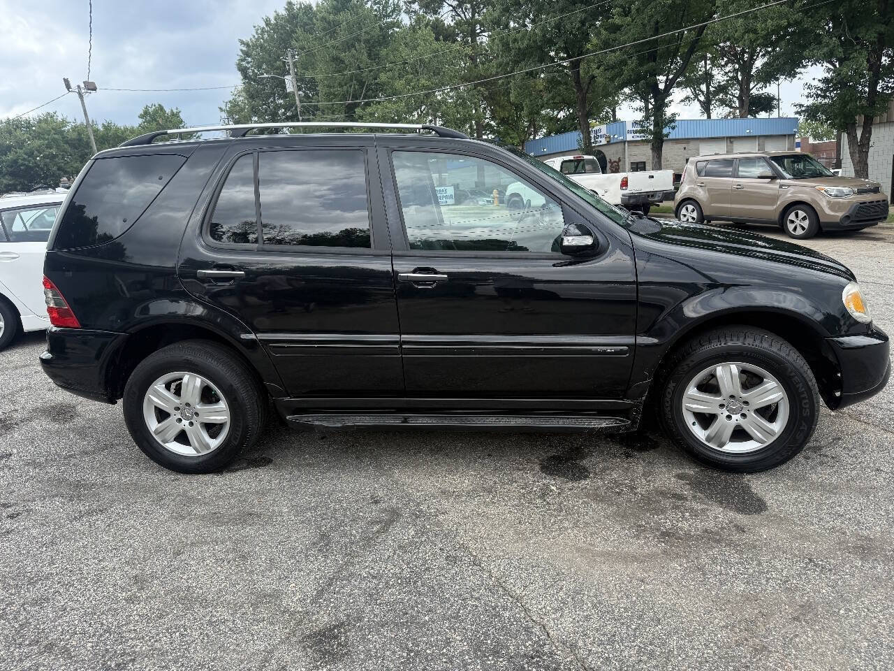 Used 2005 Mercedes-Benz ML 350 4MATIC image 4