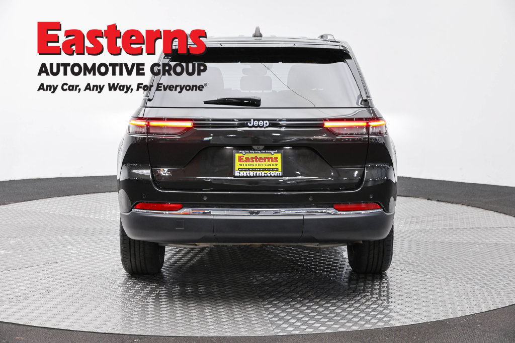 Used 2024 Jeep Grand Cherokee Limited 4xe AWD/4WD image 7