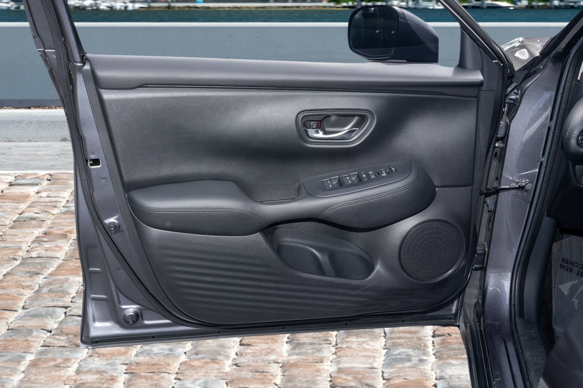 Certified 2023 Honda HR-V LX image 11