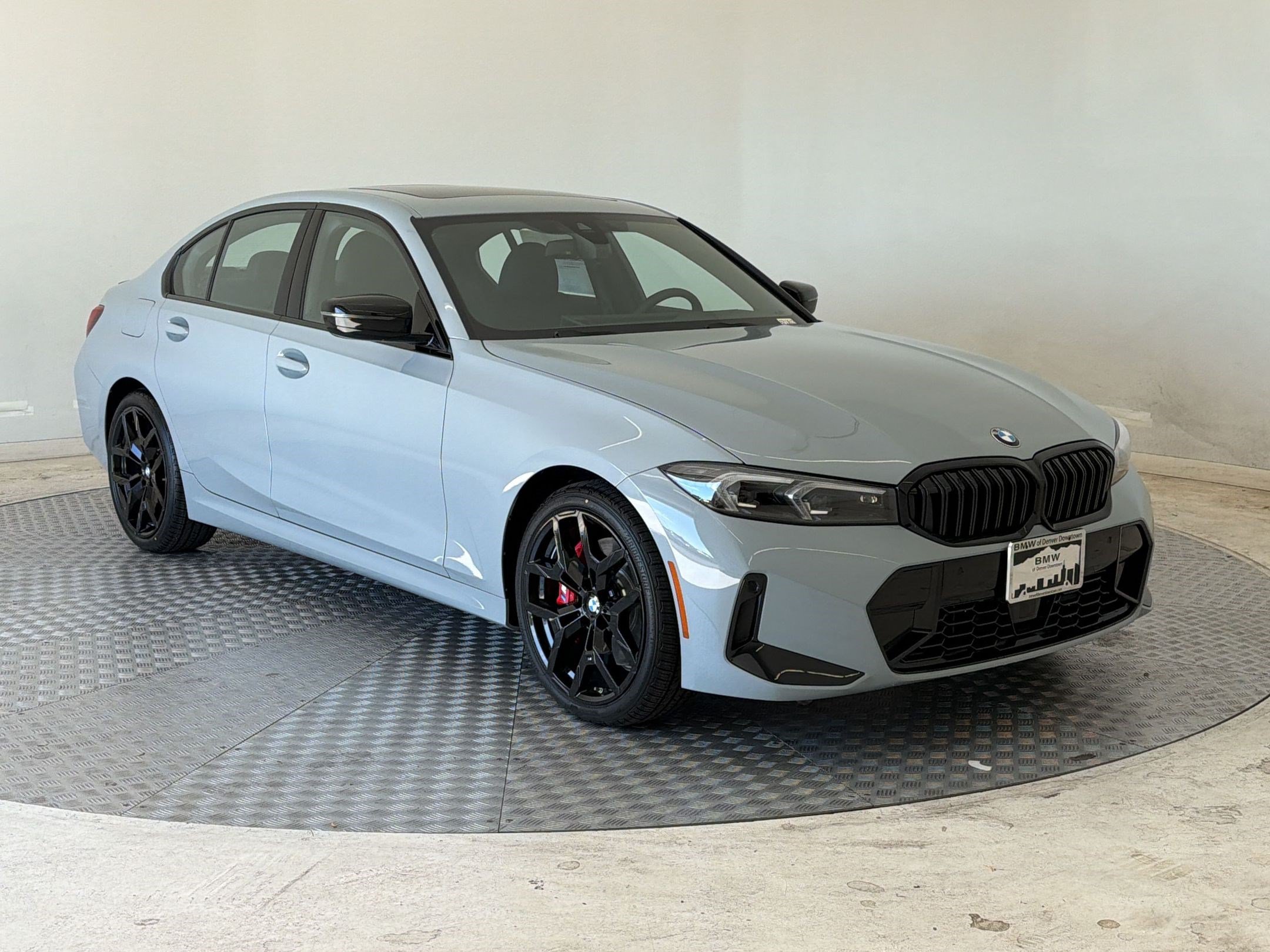 New 2026 BMW 330i xDrive Sedan w/ M Sport Package AWD/4WD image 7