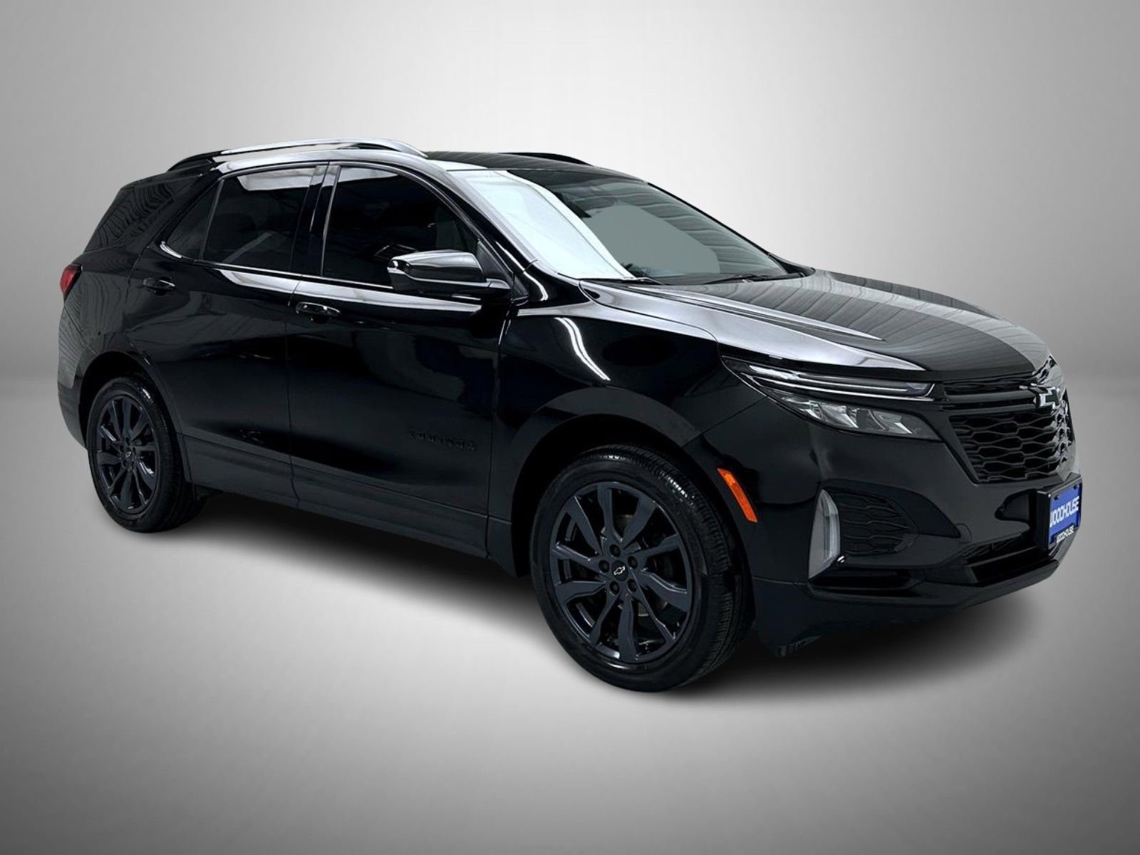 Used 2024 Chevrolet Equinox RS w/ RS Leather Package image 3