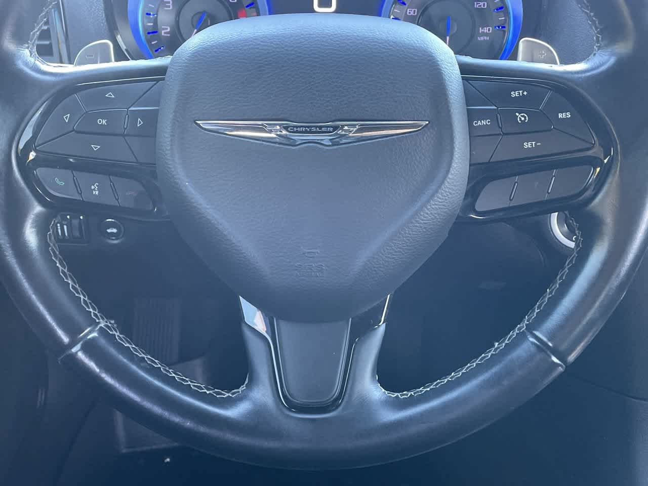 Used 2018 Chrysler 300 S AWD/4WD image 10