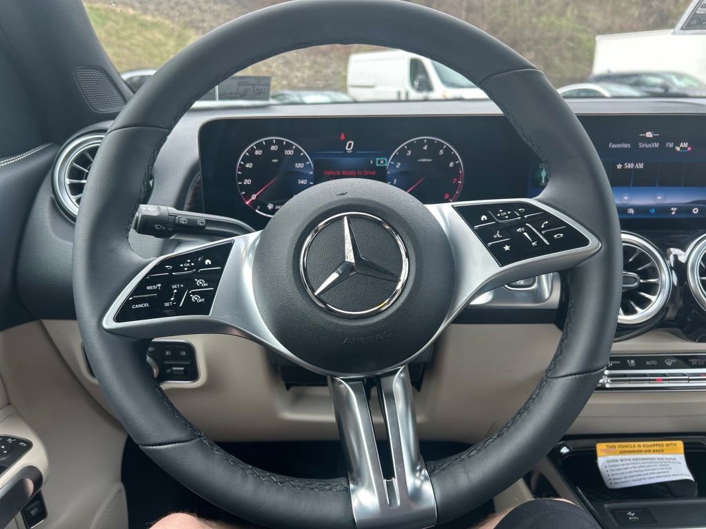 New 2026 Mercedes-Benz GLB 250 4MATIC image 14