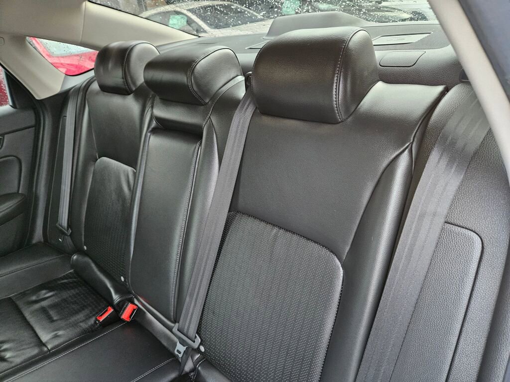 Used 2024 Honda Civic Touring image 14