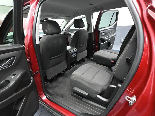 Used 2021 Chevrolet Traverse LT image 33