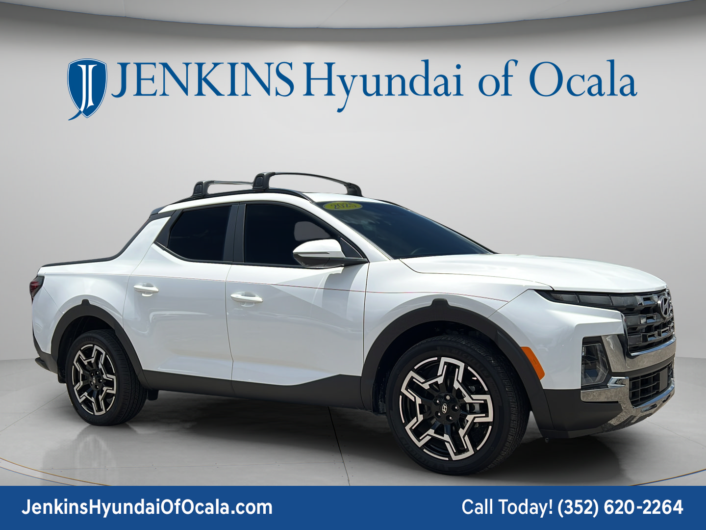 Certified 2025 Hyundai Santa Cruz Limited AWD/4WD image 1