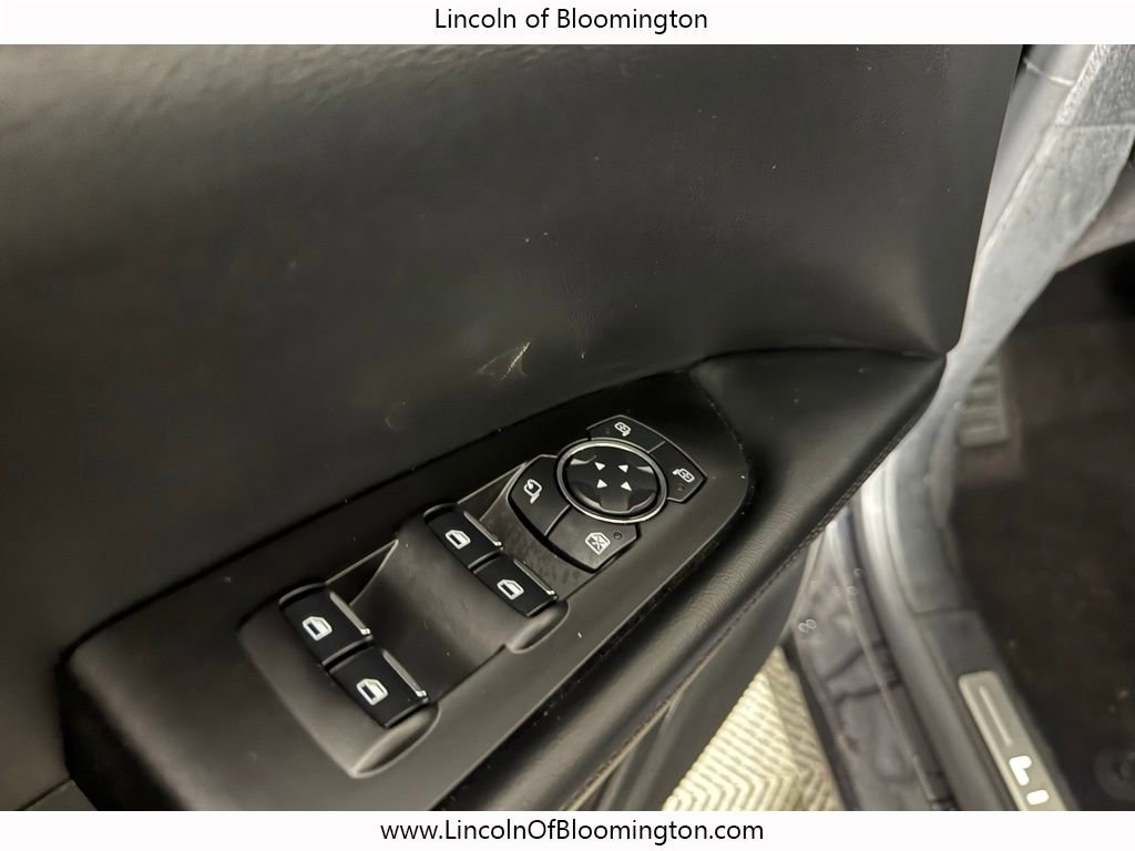 Certified 2023 Lincoln Nautilus Reserve w/ Equipment Group 201A image 33