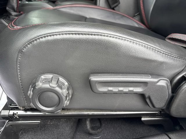 Used 2022 Jeep Gladiator Rubicon w/ Cold Weather Group AWD/4WD image 18