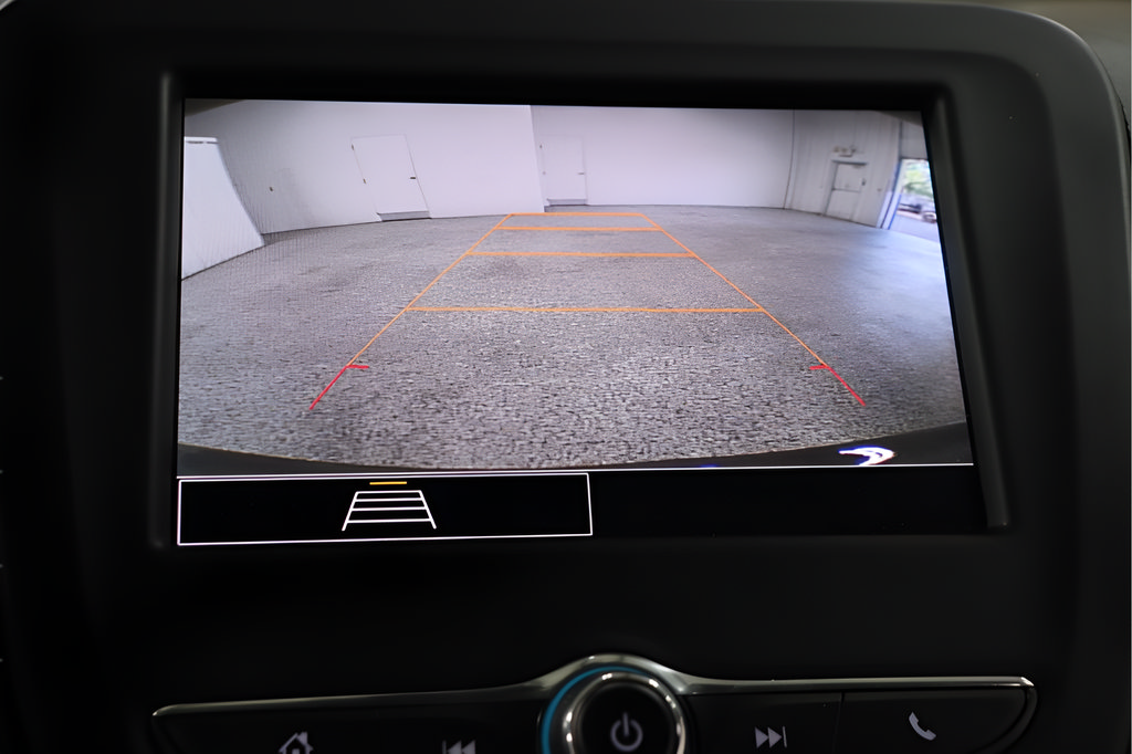 Used 2024 Chevrolet Equinox LT w/ LPO, Floor Liner Package FWD image 12