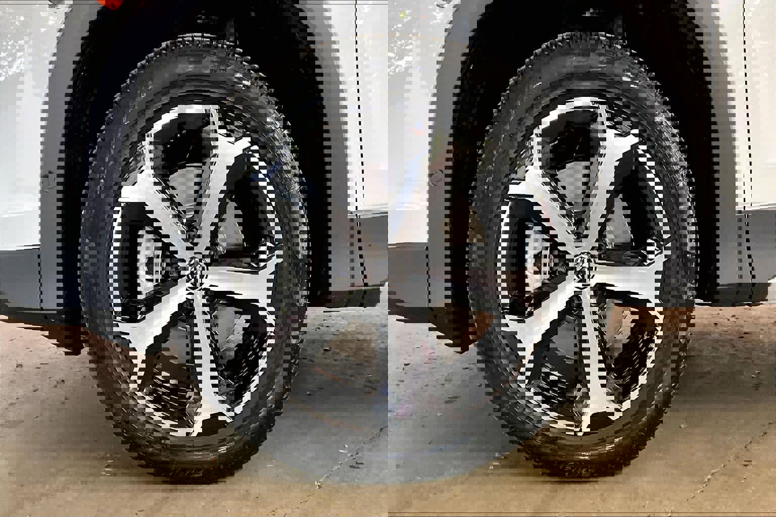 New 2026 Volkswagen Tiguan SE image 14