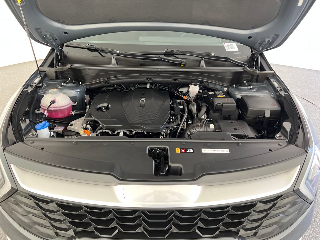 Used 2023 Kia Sportage LX FWD image 23