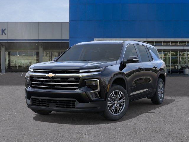 New 2027 Chevrolet Traverse LT w/ Driver Confidence Package FWD image 6