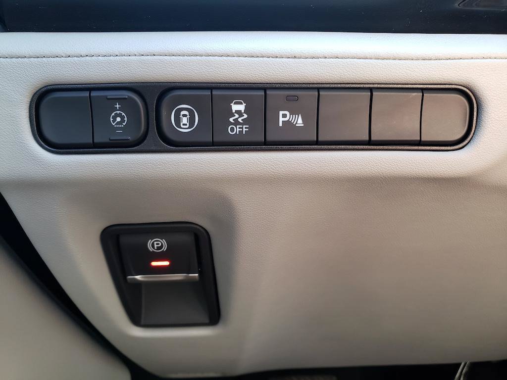Certified 2025 Acura MDX w/ Technology Package AWD/4WD image 24