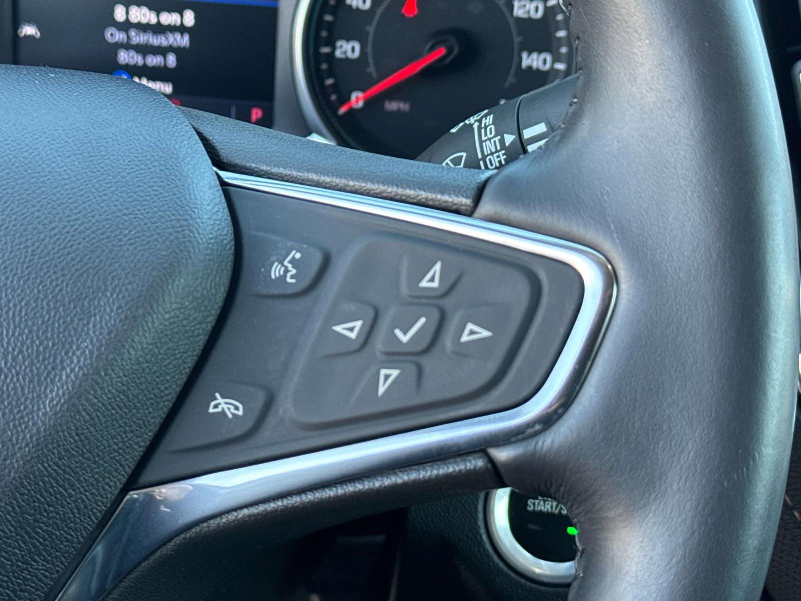 Used 2020 Chevrolet Equinox Premier FWD image 8
