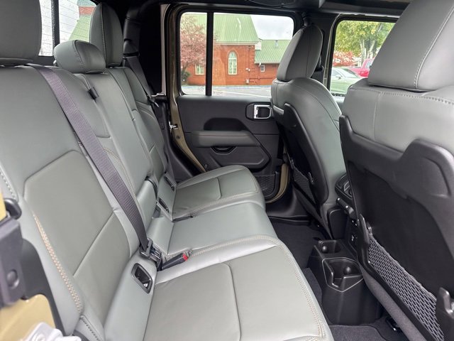 New 2026 Jeep Gladiator Mojave image 11