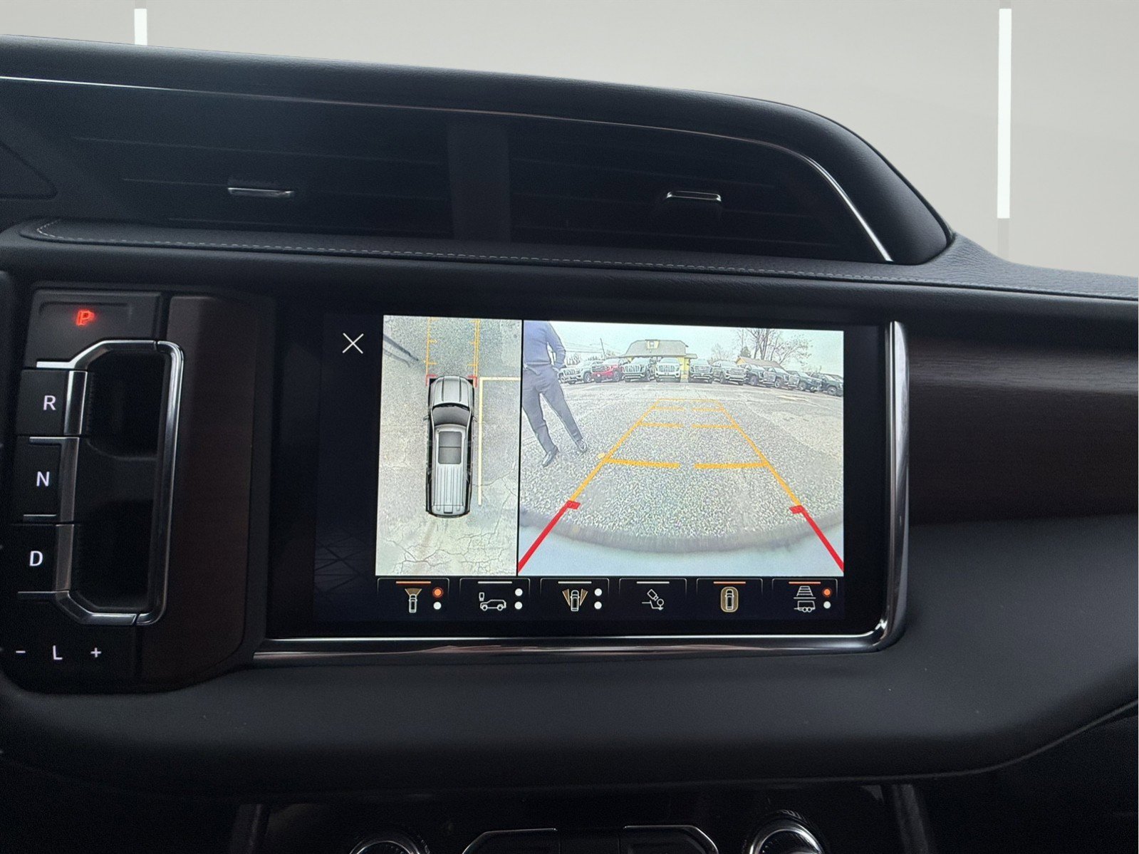 Certified 2023 GMC Yukon Denali Ultimate image 24