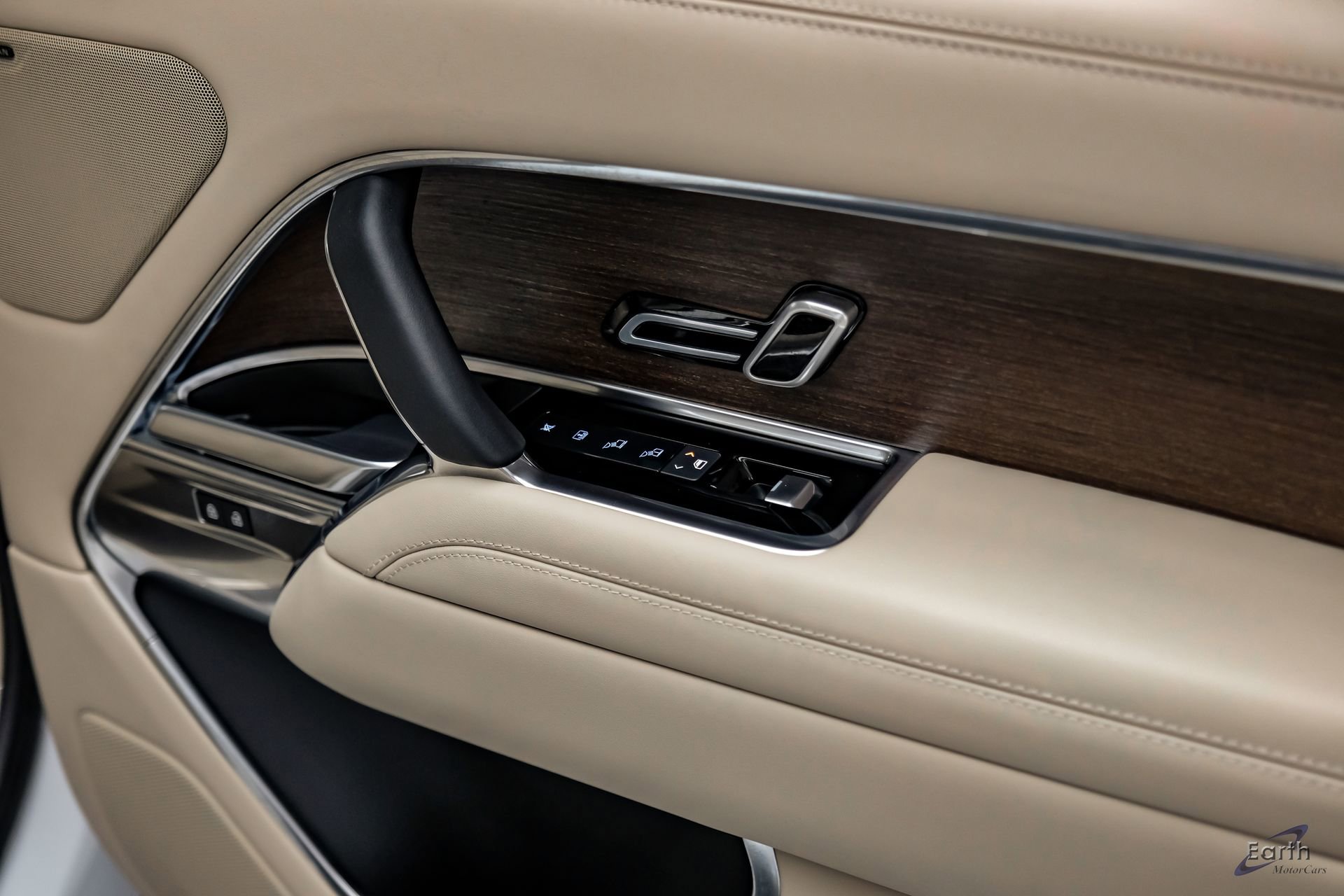 Used 2023 Land Rover Range Rover SE image 90